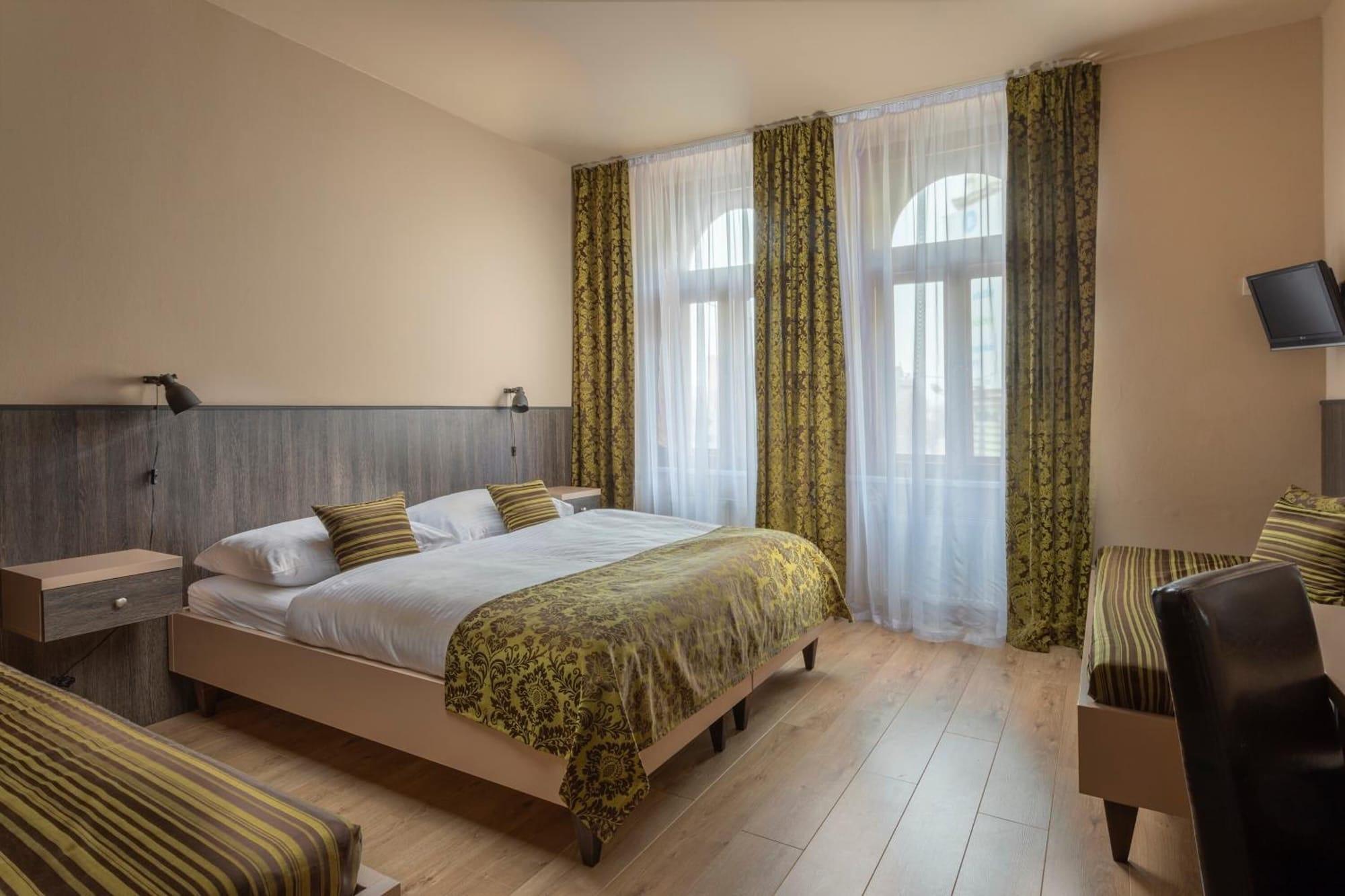 Hotel Superior Prague Exterior photo